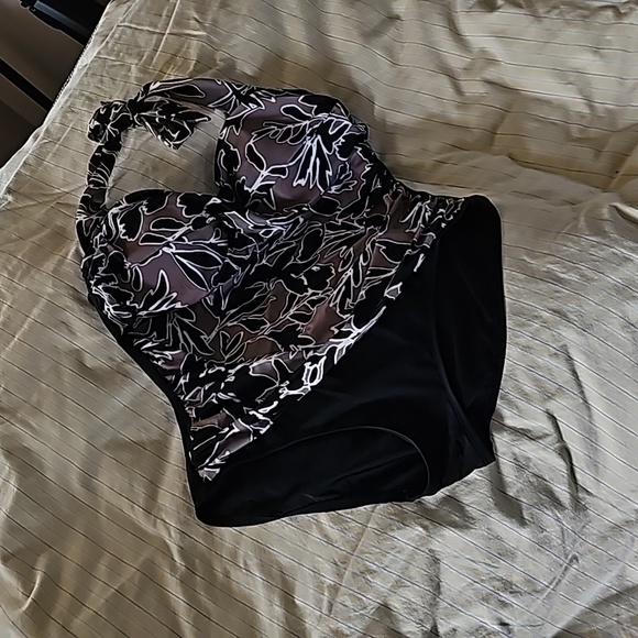Aqua Green Other - Aqua Green Black and brown swimsuit Size XL